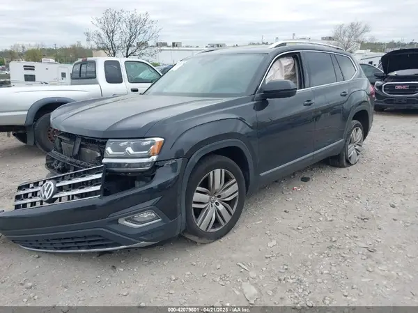 1V2NR2CA4JC504349 2018 VOLKSWAGEN ATLAS - Image 2