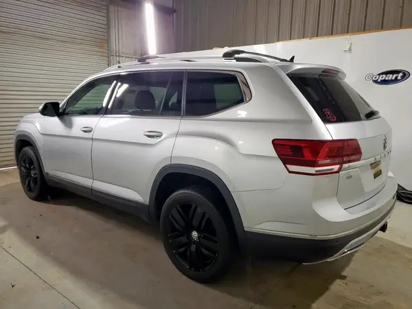 1V2NR2CA4JC516226 2018 VOLKSWAGEN ATLAS - Image 2