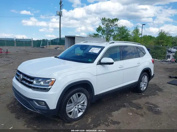 1V2NR2CA4JC520647 2018 VOLKSWAGEN ATLAS - Image 2