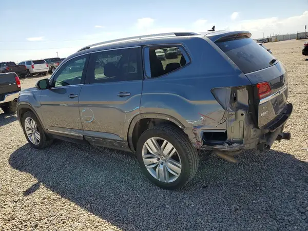 1V2NR2CA4JC563661 2018 VOLKSWAGEN ATLAS - Image 2