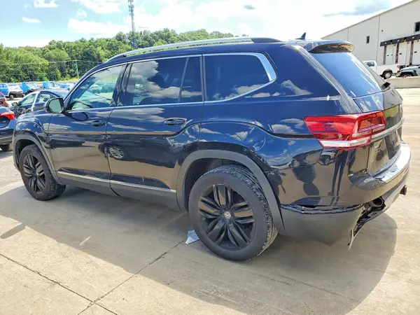 1V2NR2CA4JC580170 2018 VOLKSWAGEN ATLAS - Image 2