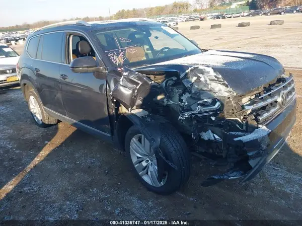 1V2NR2CA4KC530029 2019 VOLKSWAGEN ATLAS - Image 1