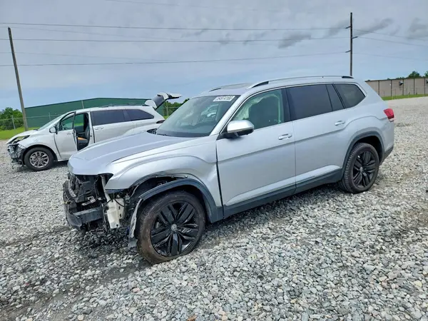 1V2NR2CA5JC507261 2018 VOLKSWAGEN ATLAS - Image 1