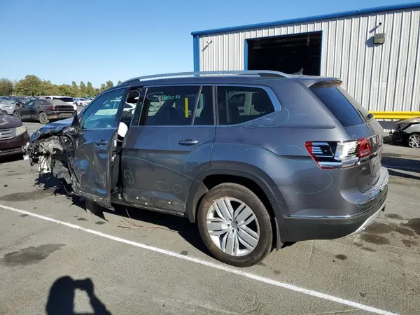 1V2NR2CA5JC549039 2018 VOLKSWAGEN ATLAS - Image 2