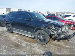 1V2NR2CA5JC549865 2018 VOLKSWAGEN ATLAS