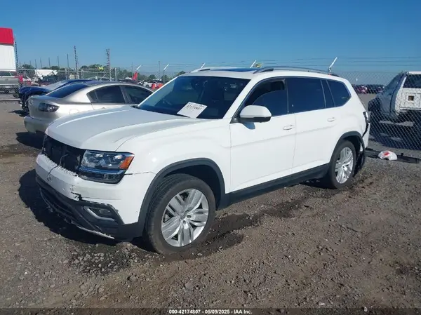 1V2NR2CA5JC571171 2018 VOLKSWAGEN ATLAS - Image 2