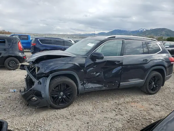 1V2NR2CA5JC578041 2018 VOLKSWAGEN ATLAS - Image 1