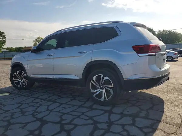 1V2NR2CA5JC581666 2018 VOLKSWAGEN ATLAS - Image 2