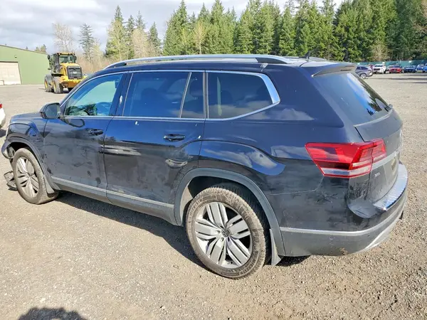 1V2NR2CA5JC594109 2018 VOLKSWAGEN ATLAS - Image 2