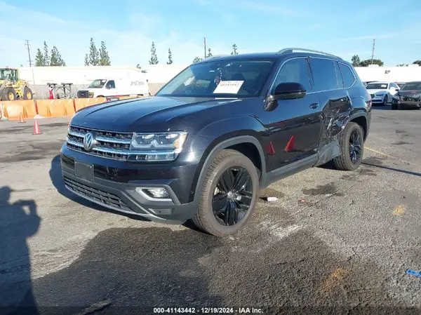 1V2NR2CA5KC509738 2019 VOLKSWAGEN ATLAS - Image 2