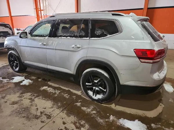 1V2NR2CA5KC549611 2019 VOLKSWAGEN ATLAS - Image 2