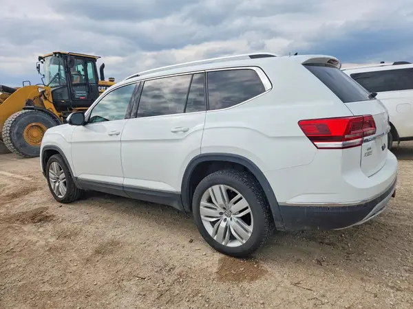 1V2NR2CA6JC504773 2018 VOLKSWAGEN ATLAS - Image 2