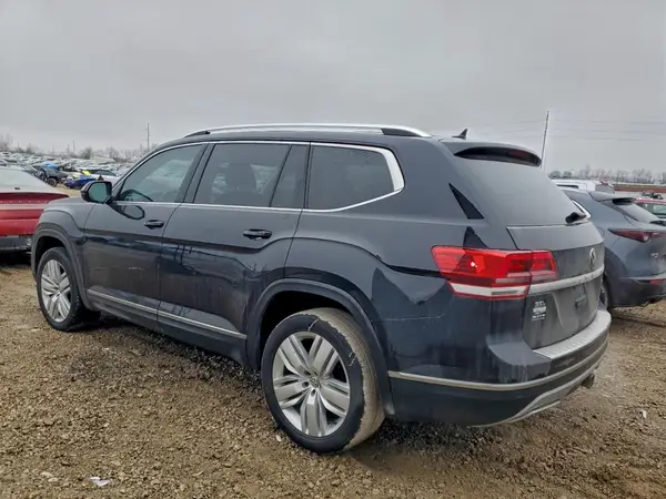 1V2NR2CA6JC574404 2018 VOLKSWAGEN ATLAS - Image 2