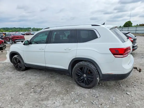 1V2NR2CA6JC583801 2018 VOLKSWAGEN ATLAS - Image 2