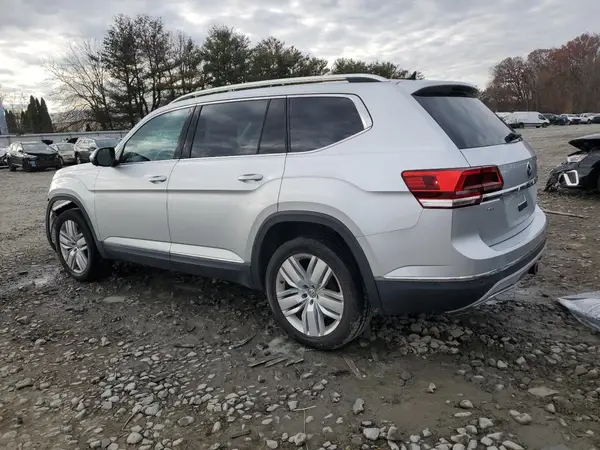 1V2NR2CA6JC586245 2018 VOLKSWAGEN ATLAS - Image 2