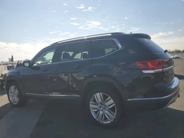 1V2NR2CA6JC592515 2018 VOLKSWAGEN ATLAS - Image 2