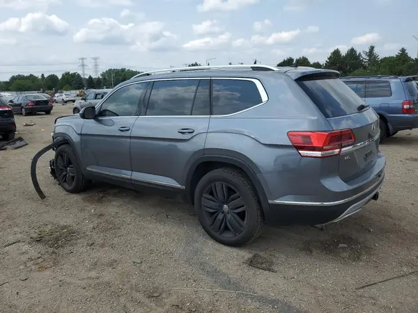 1V2NR2CA6JC597939 2018 VOLKSWAGEN ATLAS - Image 2