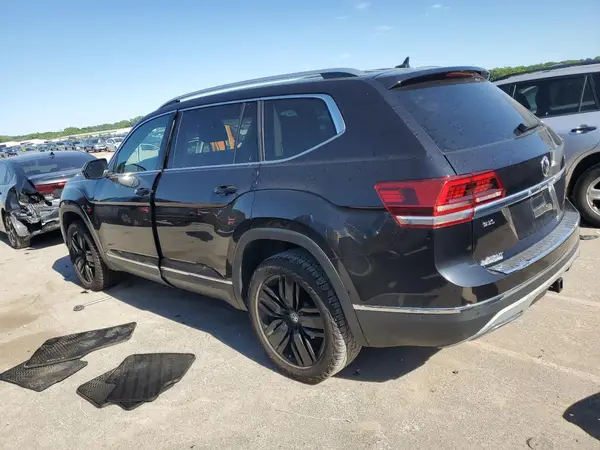 1V2NR2CA7JC568322 2018 VOLKSWAGEN ATLAS - Image 2
