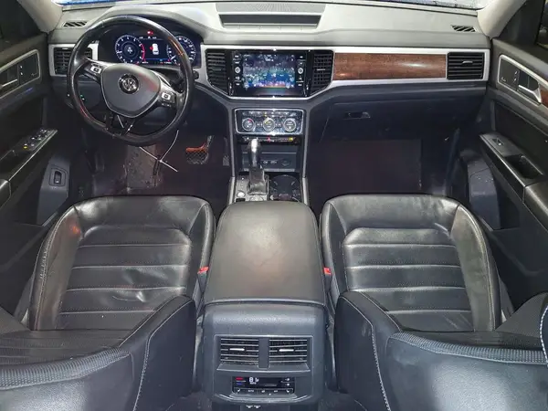 1V2NR2CA7JC570121 2018 VOLKSWAGEN ATLAS - Image 8
