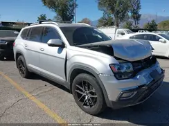 1V2NR2CA7JC582561 2018 VOLKSWAGEN ATLAS