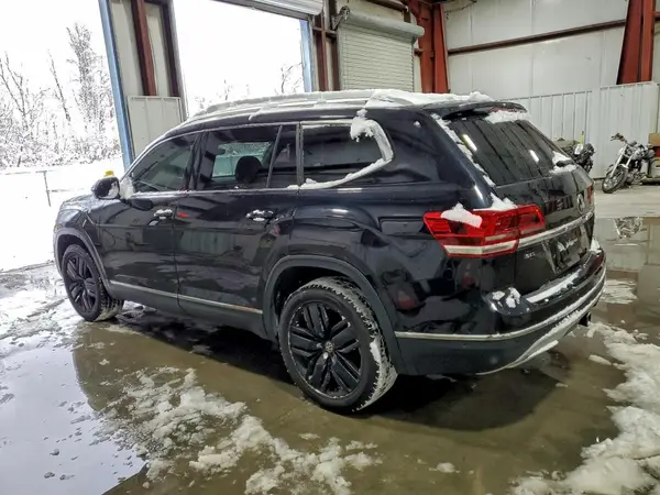 1V2NR2CA7JC584116 2018 VOLKSWAGEN ATLAS - Image 2