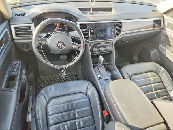1V2NR2CA8JC503687 2018 VOLKSWAGEN ATLAS - Image 8
