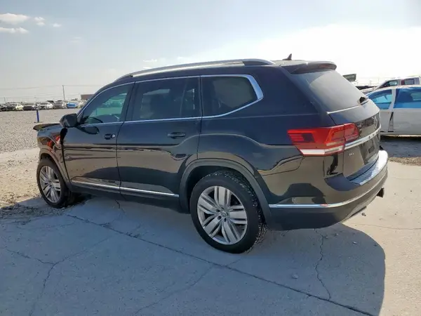 1V2NR2CA8JC549407 2018 VOLKSWAGEN ATLAS - Image 2