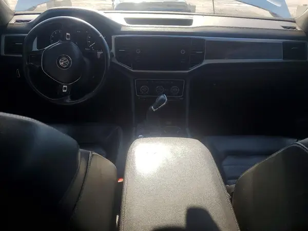 1V2NR2CA8JC585775 2018 VOLKSWAGEN ATLAS - Image 8