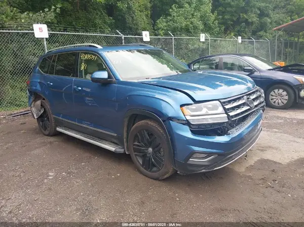1V2NR2CA8KC546475 2019 VOLKSWAGEN ATLAS - Image 1