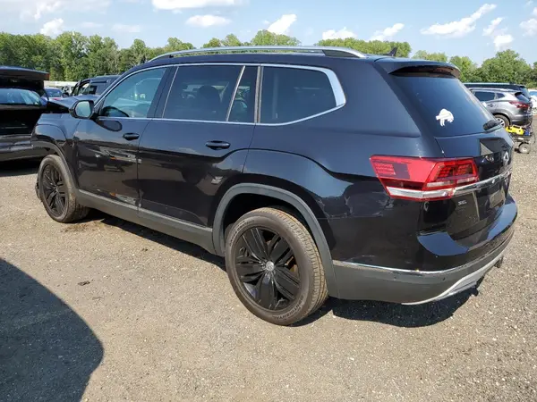 1V2NR2CA9JC548136 2018 VOLKSWAGEN ATLAS - Image 2
