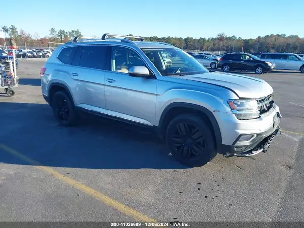 1V2NR2CA9JC564465 2018 VOLKSWAGEN ATLAS - Image 1