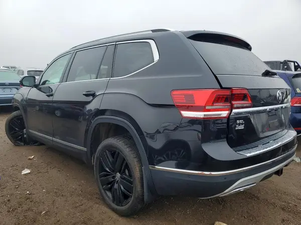 1V2NR2CA9JC570220 2018 VOLKSWAGEN ATLAS - Image 2