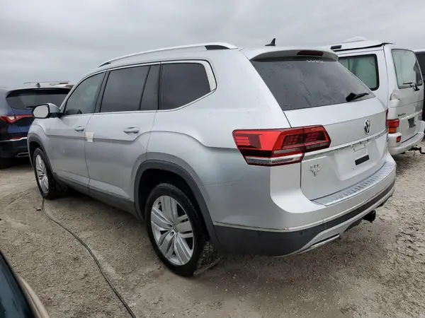 1V2NR2CA9JC572372 2018 VOLKSWAGEN ATLAS - Image 2