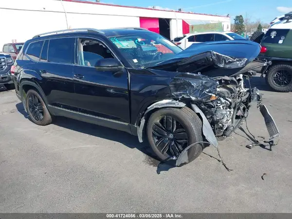 1V2NR2CA9JC577278 2018 VOLKSWAGEN ATLAS - Image 1