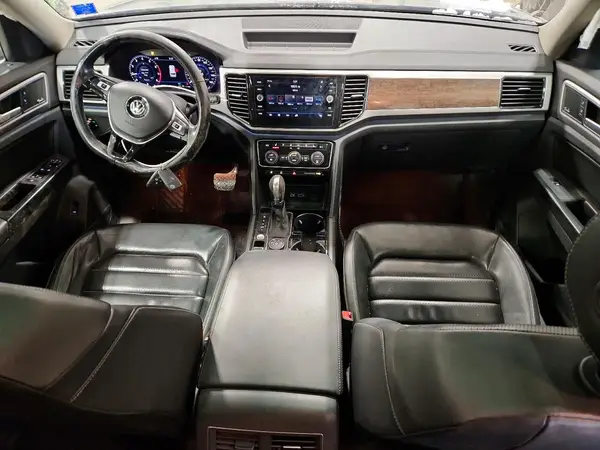 1V2NR2CA9JC589351 2018 VOLKSWAGEN ATLAS - Image 8