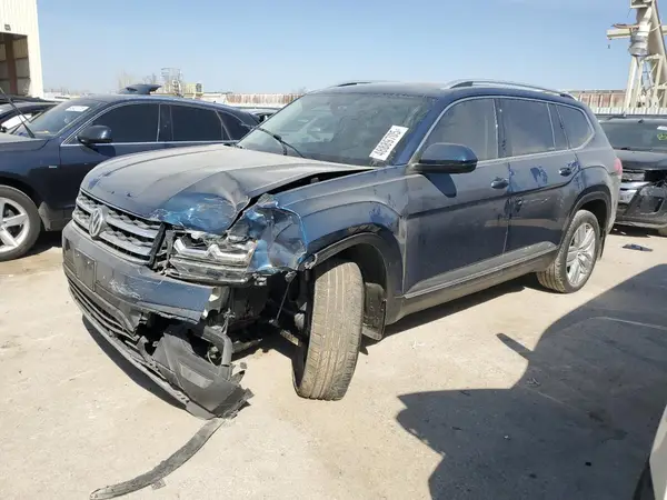 1V2NR2CAXJC588967 2018 VOLKSWAGEN ATLAS - Image 1
