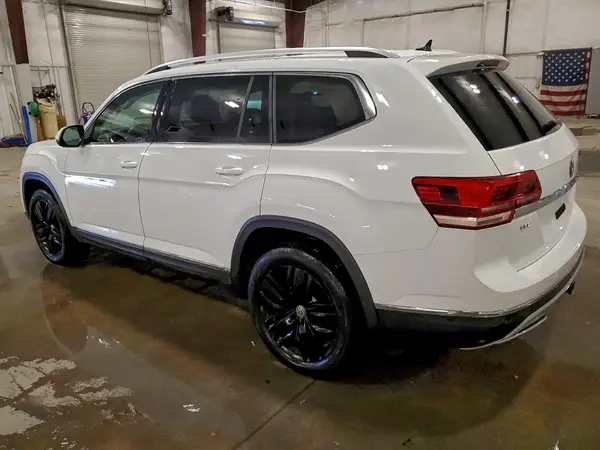 1V2NR2CAXKC527197 2019 VOLKSWAGEN ATLAS - Image 2
