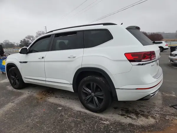 1V2PR2CA0MC588327 2021 VOLKSWAGEN ATLAS - Image 2