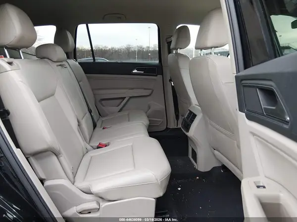 1V2PR2CA1JC575727 2018 VOLKSWAGEN ATLAS - Image 8