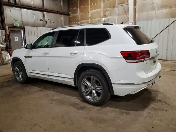 1V2PR2CA1JC576957 2018 VOLKSWAGEN ATLAS - Image 2