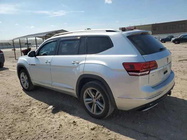 1V2PR2CA1JC579177 2018 VOLKSWAGEN ATLAS - Image 2