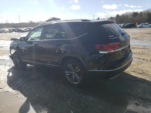 1V2PR2CA3JC518512 2018 VOLKSWAGEN ATLAS - Image 2