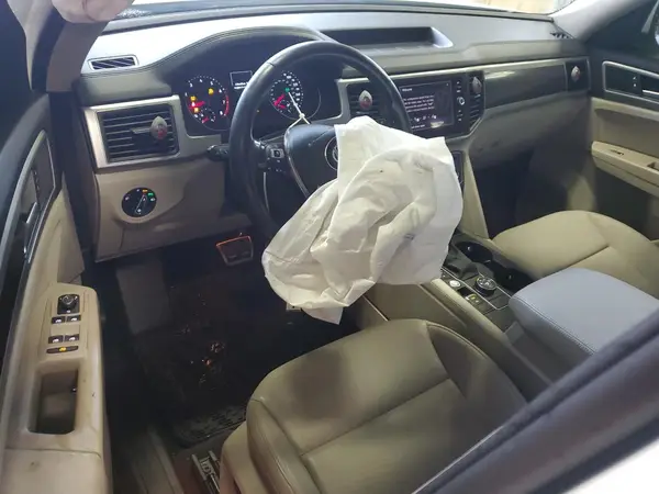 1V2PR2CA3JC531132 2018 VOLKSWAGEN ATLAS - Image 8