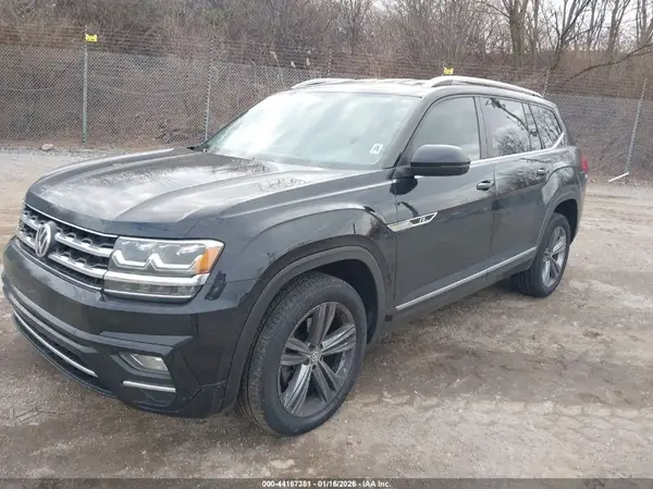 1V2PR2CA3JC559822 2018 VOLKSWAGEN ATLAS - Image 2