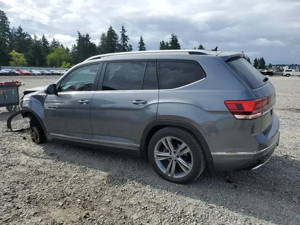 1V2PR2CA4JC555911 2018 VOLKSWAGEN ATLAS - Image 2