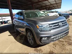 1V2PR2CA4JC560977 2018 VOLKSWAGEN ATLAS
