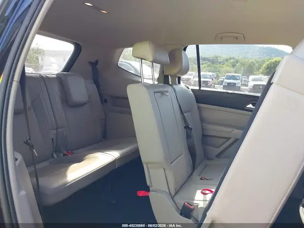 1V2PR2CA4JC589945 2018 VOLKSWAGEN ATLAS - Image 8