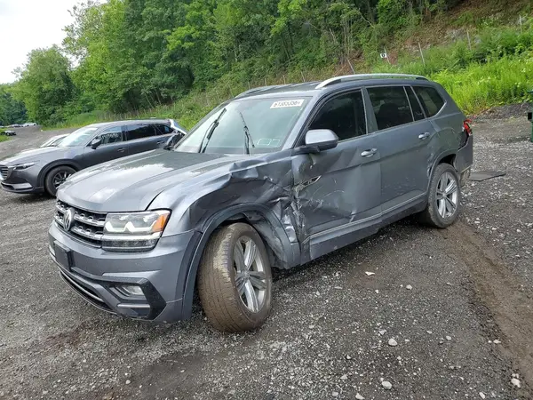 1V2PR2CA5JC555772 2018 VOLKSWAGEN ATLAS - Image 1