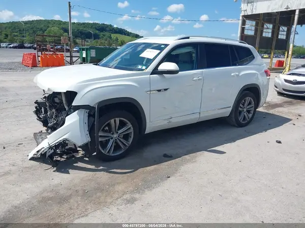 1V2PR2CA5JC592174 2018 VOLKSWAGEN ATLAS - Image 2