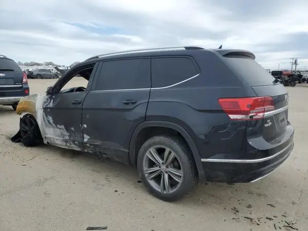 1V2PR2CA6JC537572 2018 VOLKSWAGEN ATLAS - Image 2